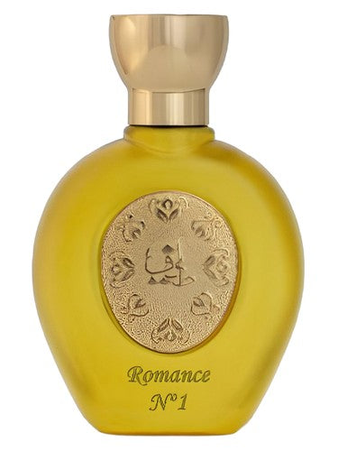 Romance N°1 – A Luminous Floral Embrace